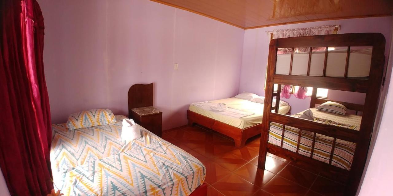 Cabinas El Muellecito Tortuguero Exterior photo